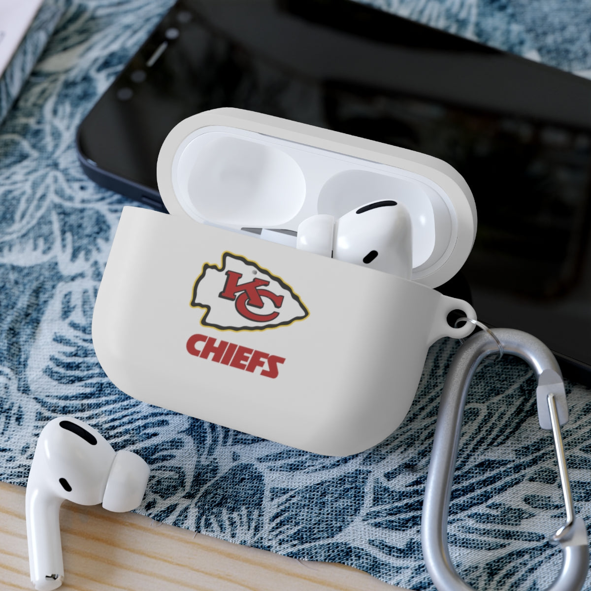 Chiefs AirPods and AirPods Pro Case Cover