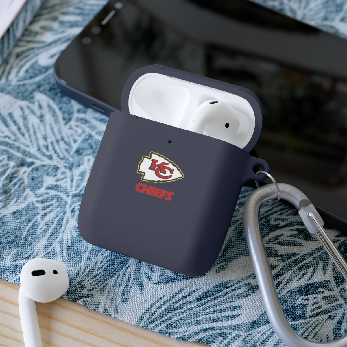 Chiefs AirPods and AirPods Pro Case Cover