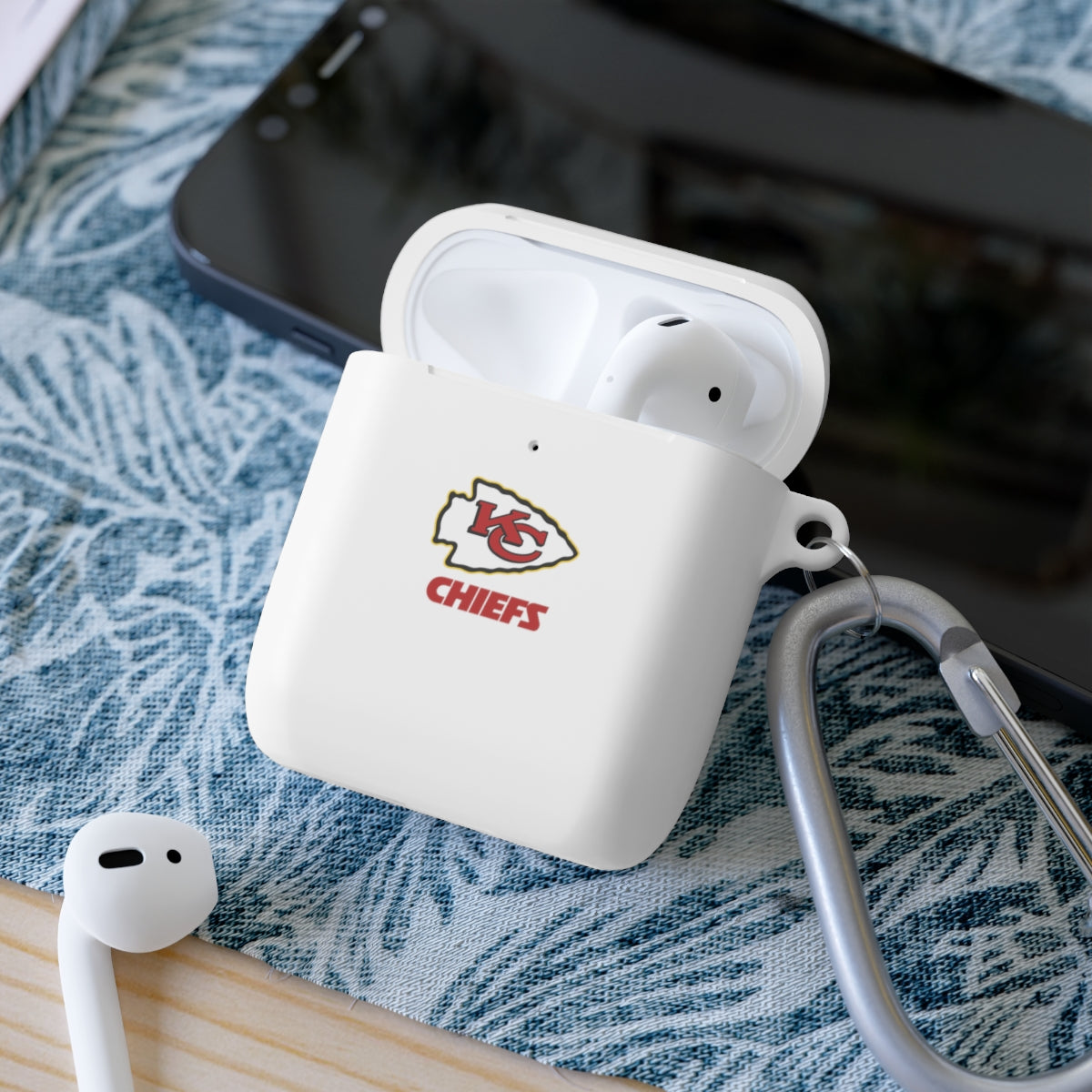 Chiefs AirPods and AirPods Pro Case Cover